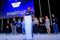Intellihot Wins 2023 Chicago Innovation Award for Line of Tankless Water Heaters